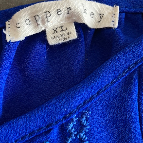 Copper Key Blue Pullover Top - Picture 6 of 7